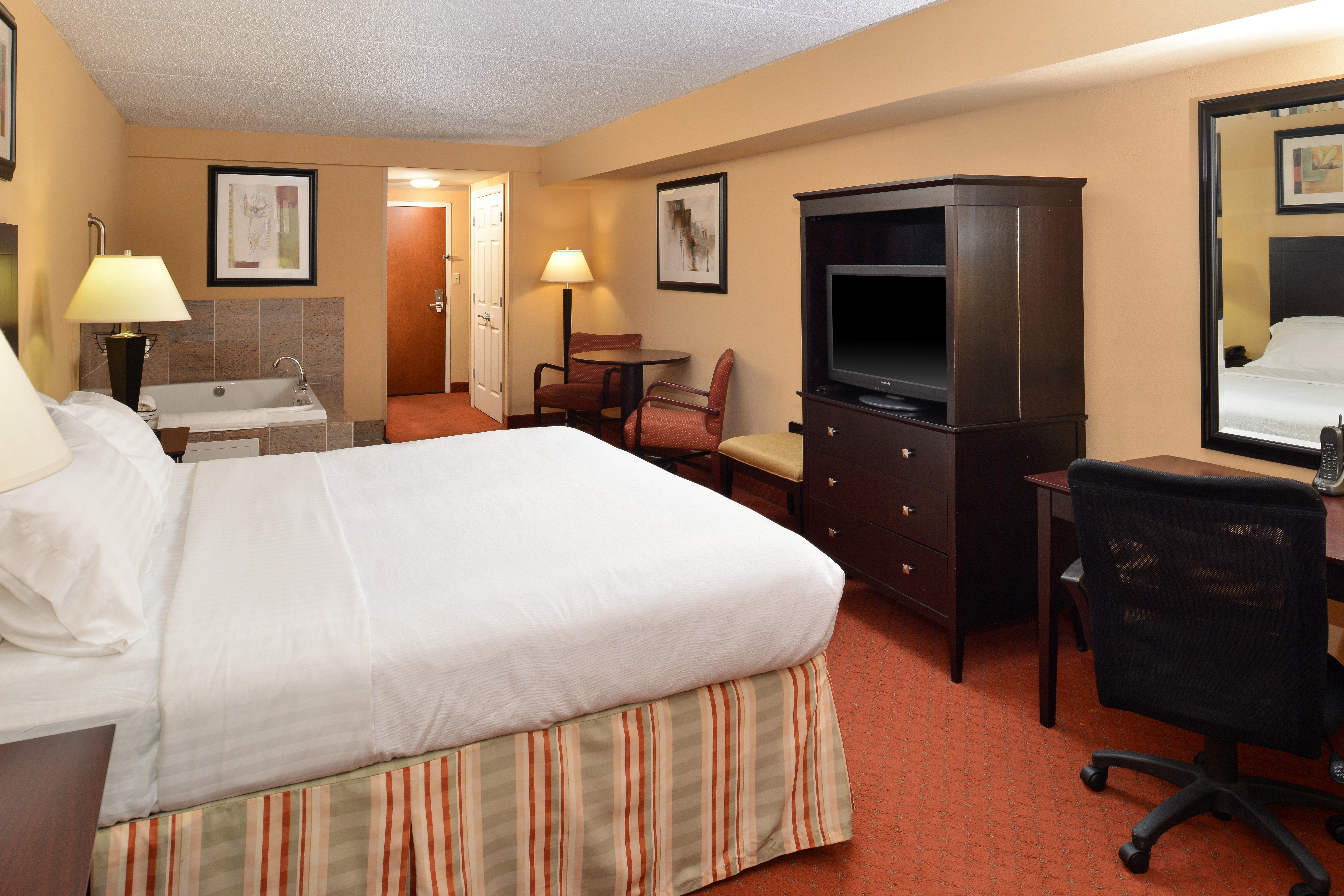 Holiday Inn Martinsburg By Ihg Exterior photo
