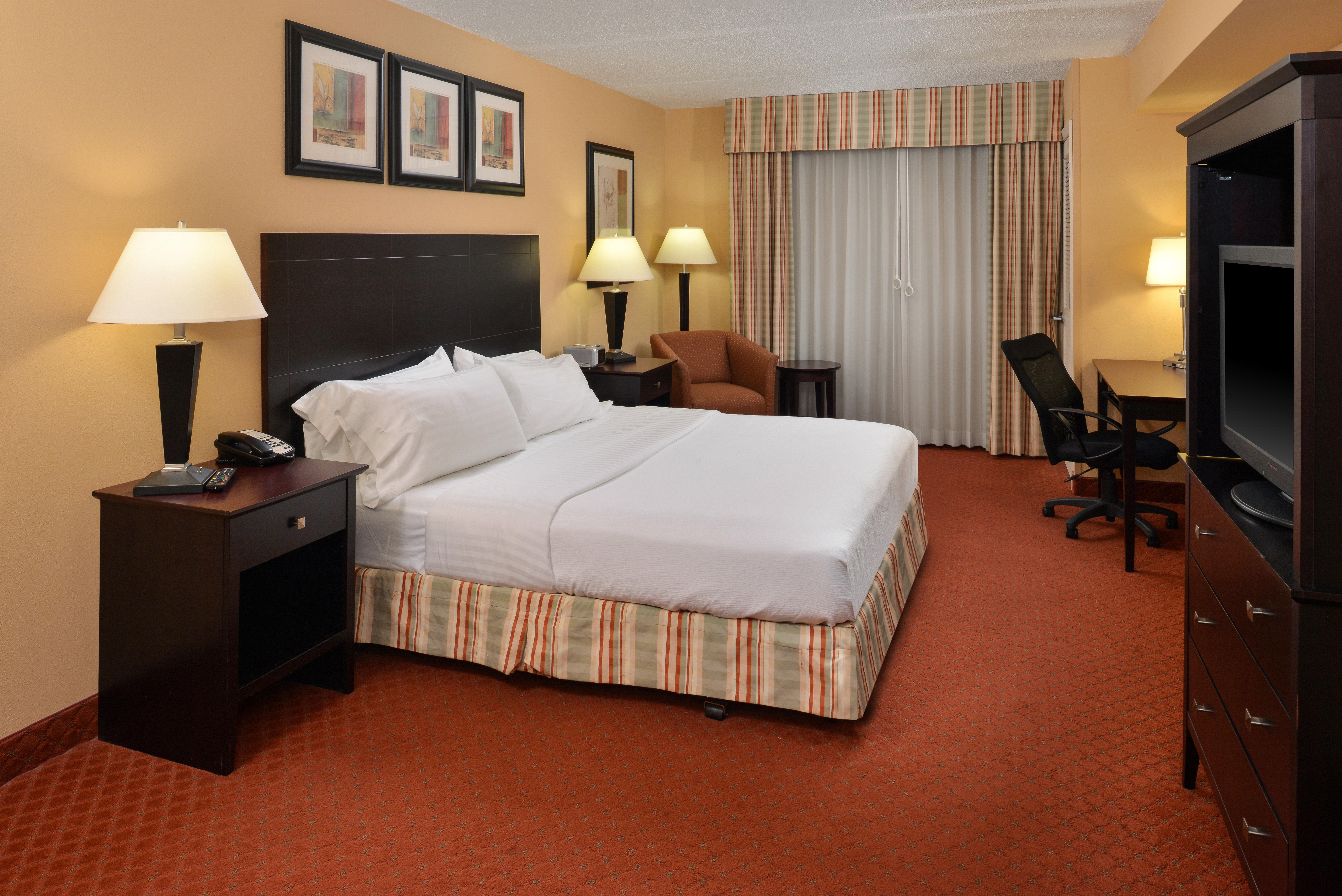 Holiday Inn Martinsburg By Ihg Exterior photo