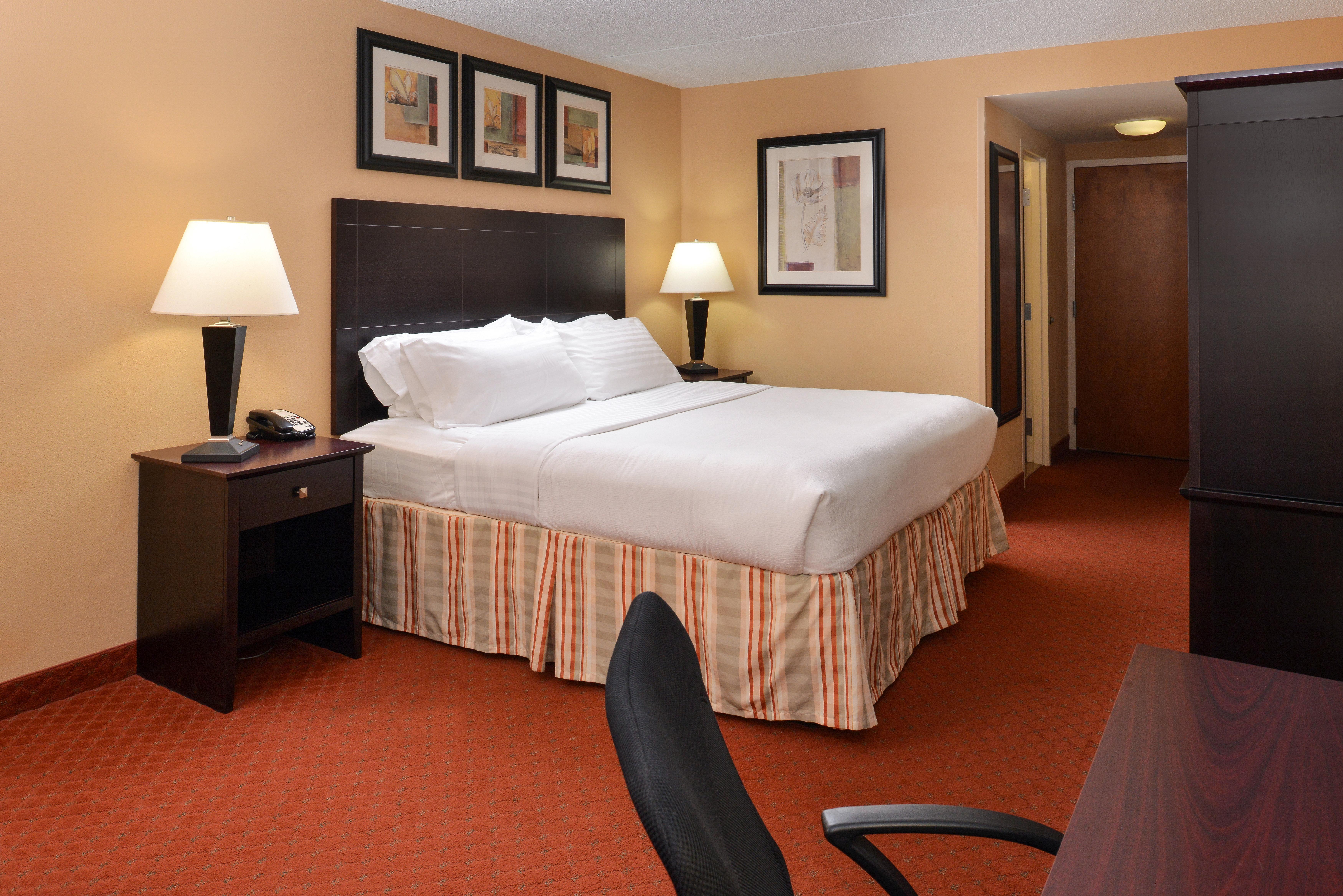 Holiday Inn Martinsburg By Ihg Exterior photo