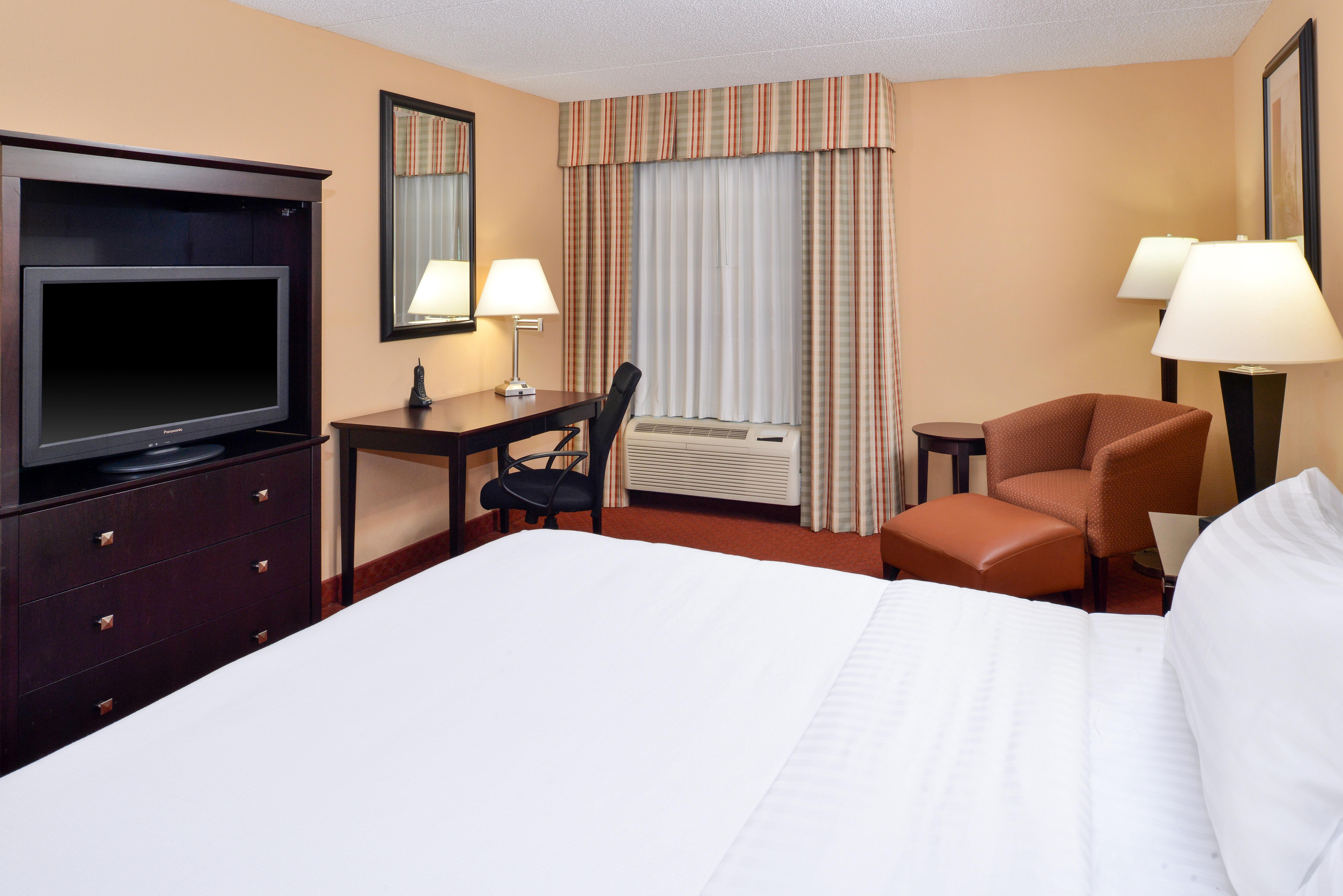 Holiday Inn Martinsburg By Ihg Exterior photo