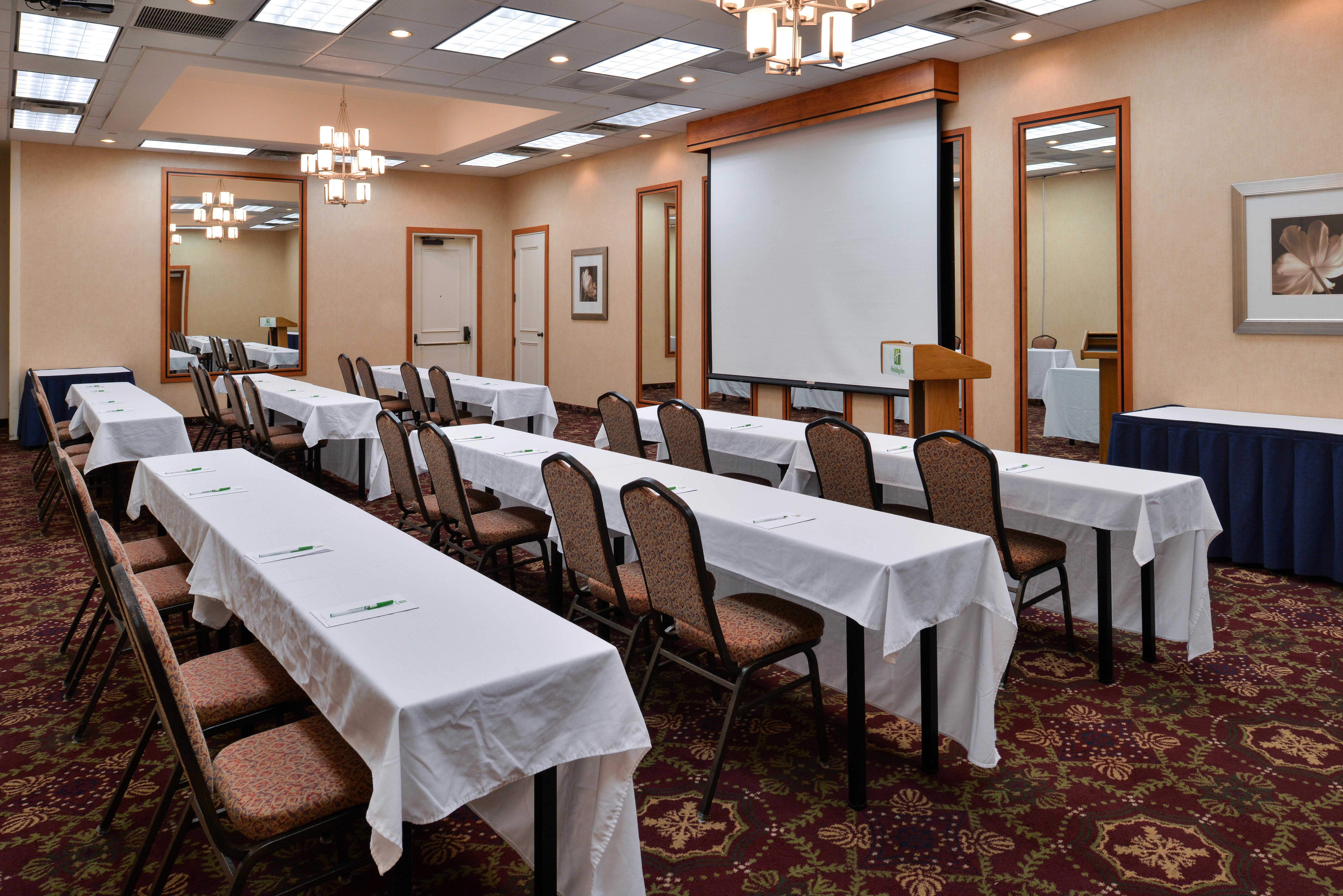 Holiday Inn Martinsburg By Ihg Exterior photo